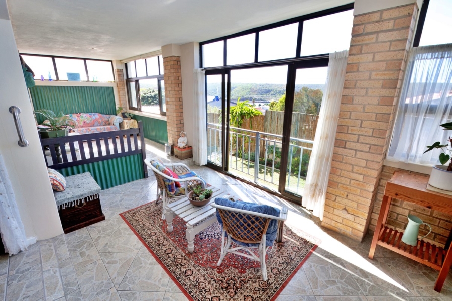4 Bedroom Property for Sale in Stilbaai Wes Western Cape